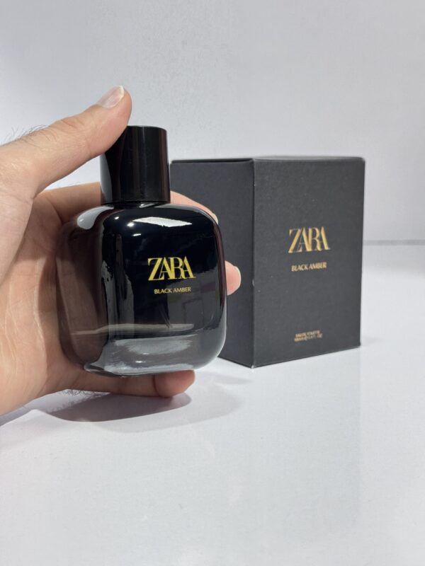 ادکلن زنانه زارا مدل Black Amber حجم 100 میل